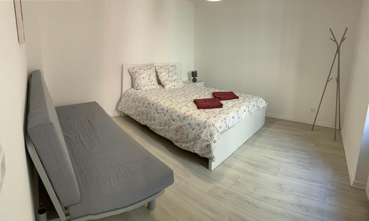 Appartement 2Eme Etage 42M2 Hyper Centre Ville / Parking Gratuit Riom Extérieur photo