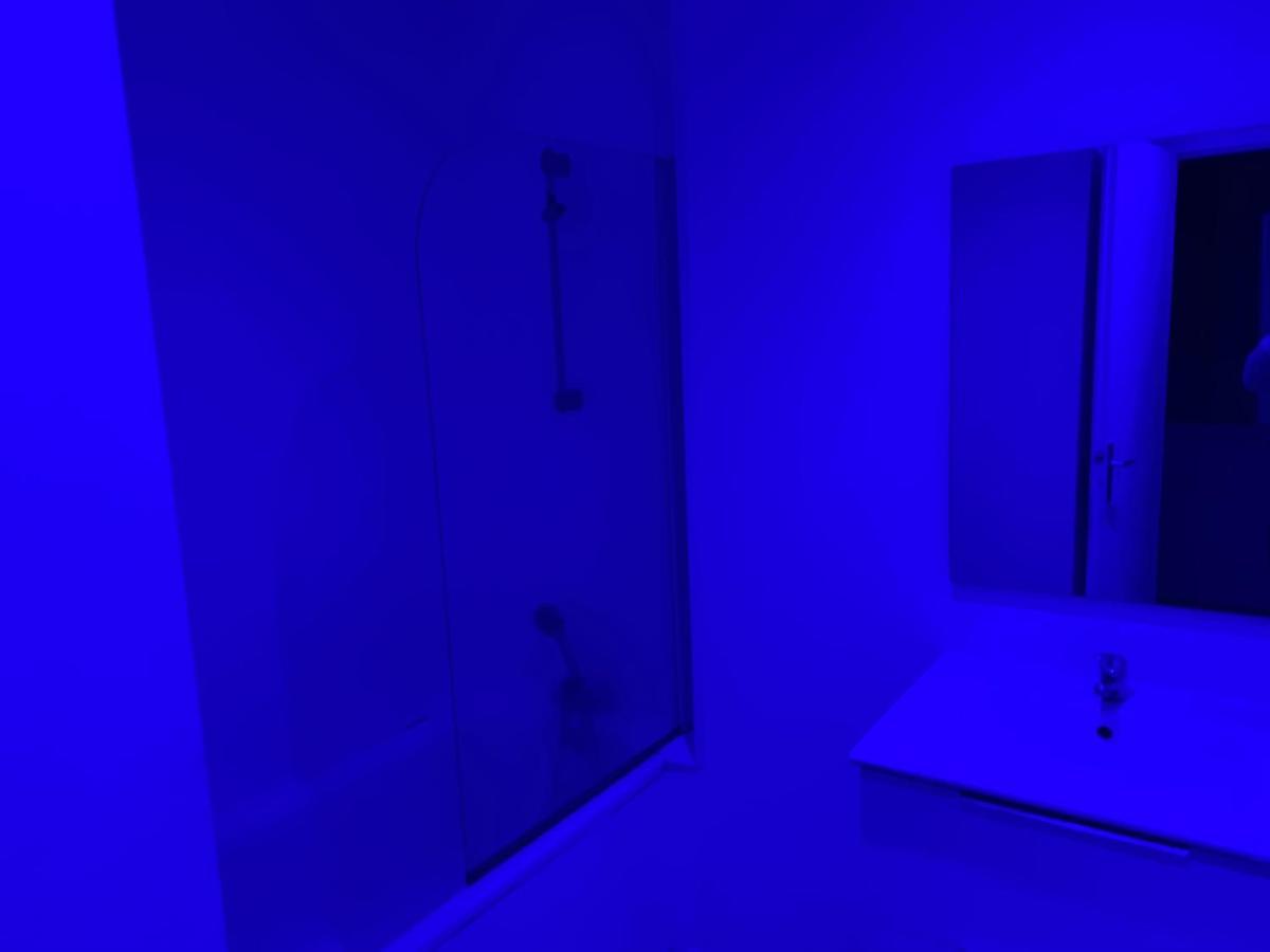 Appartement 2Eme Etage 42M2 Hyper Centre Ville / Parking Gratuit Riom Extérieur photo